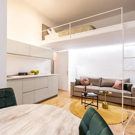 Turnkey I Angelo Roma Apartments Prague Exterior photo