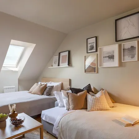 Turnkey I Angelo Roma Apartments Prague Room photo