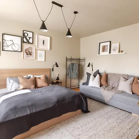 Turnkey I Angelo Roma Apartments Prague Room photo