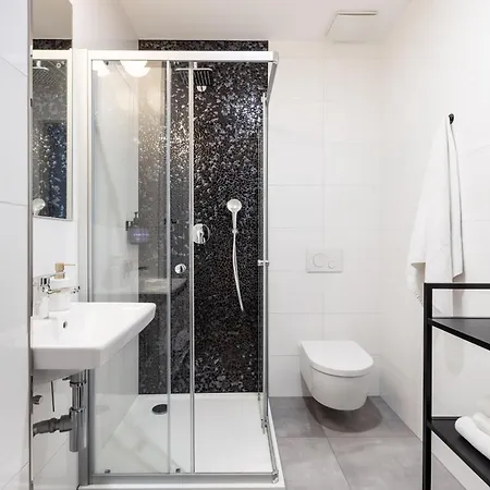 Turnkey I Angelo Roma Apartments Prague Exterior photo